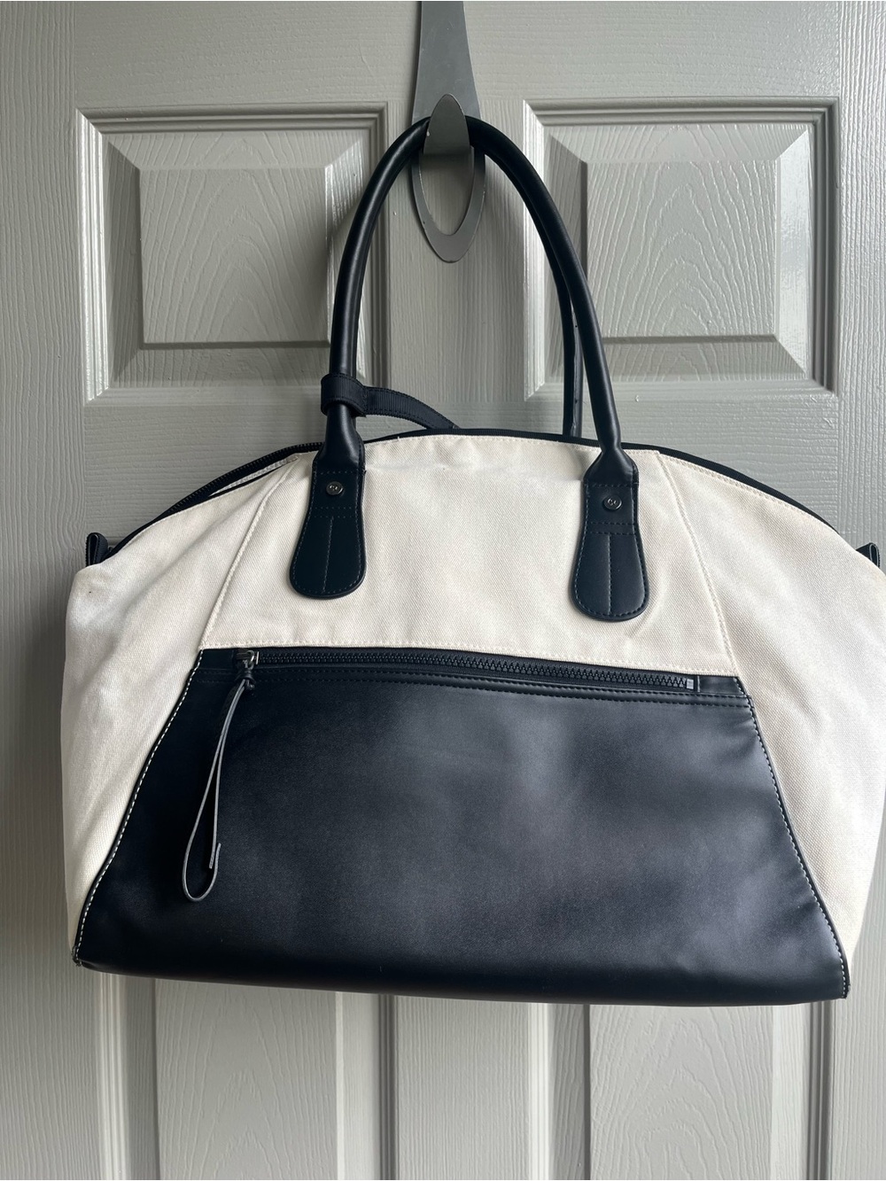 Lululemon Vinyasa To Vino Bag Canvas
Natural / Black - Picture 13 of 13